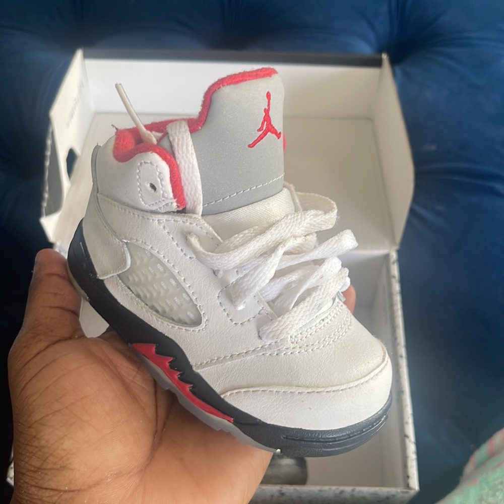 Jordan - Picture 2 of 2